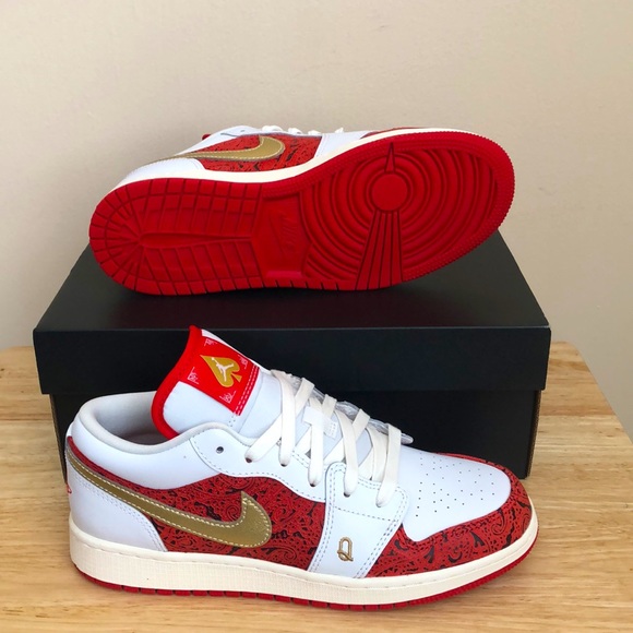 ❤️🤍NIKE AIR JORDAN 1 LOW SE GS SNEAKERS🤍❤️ - Picture 10 of 13